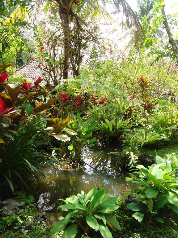 Gusti'S Garden Bungalows Ubud  Exterior photo