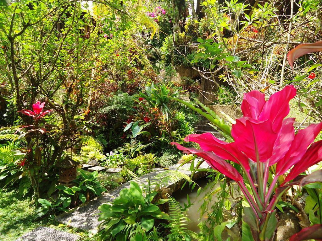 Gusti'S Garden Bungalows Ubud  Exterior photo