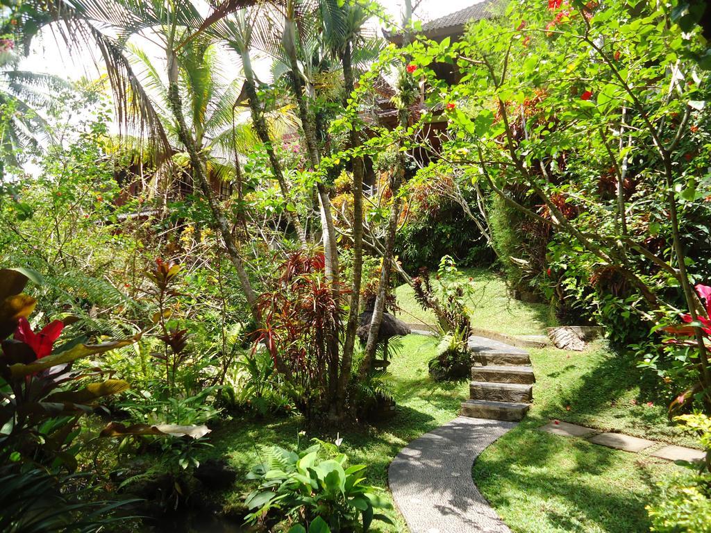 Gusti'S Garden Bungalows Ubud  Exterior photo